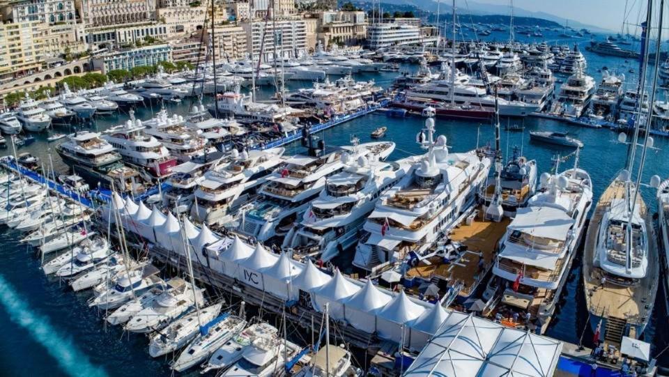 Plein Coeur De Monaco, A 300 Metres A Pied Du Port De Monaco, 4 Pieces Dans Des Escaliers Vue Mer Exceptionnelle 외부 사진